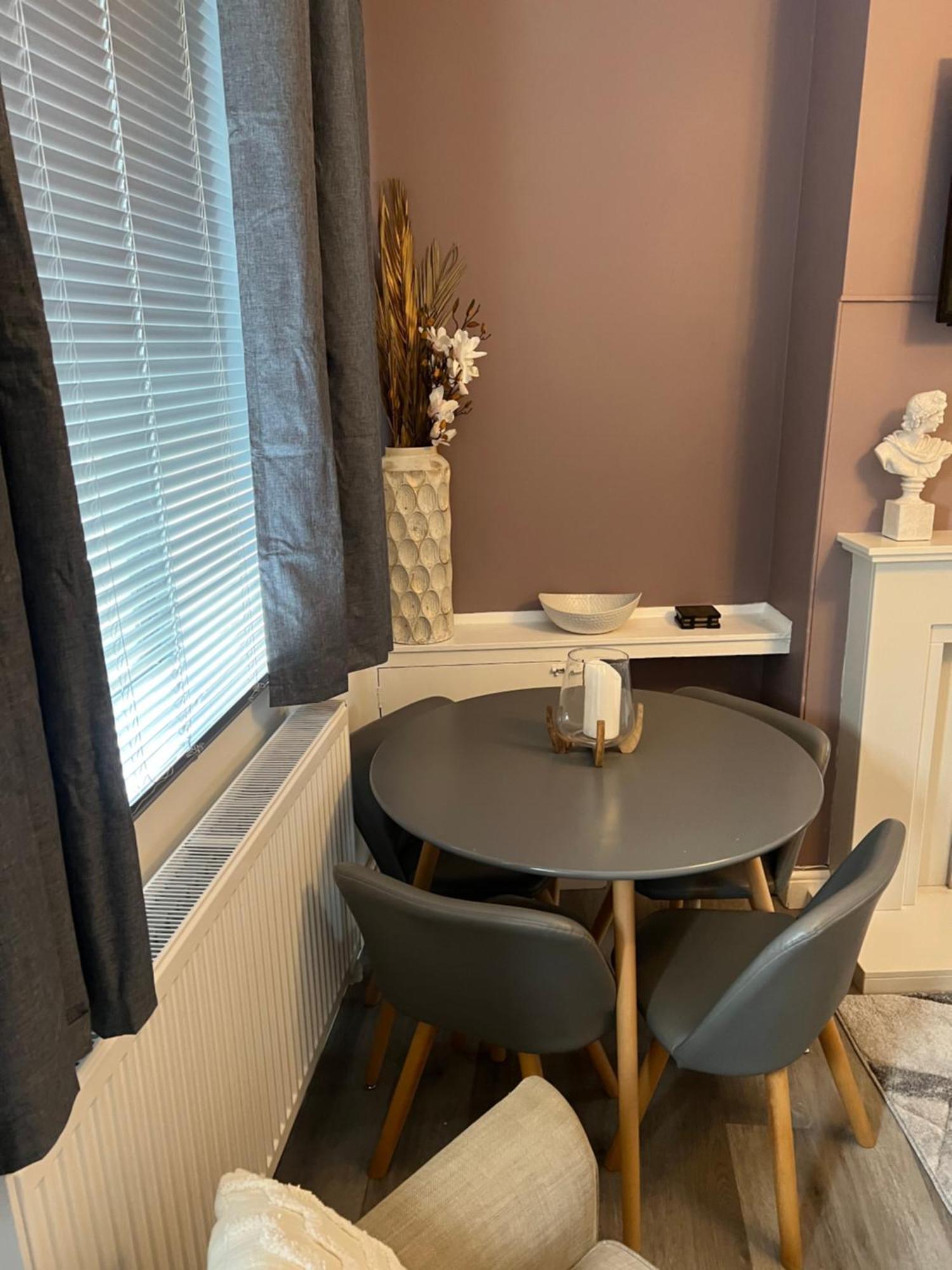 2 Bedroom Town Apartment 伊普斯威奇 外观 照片